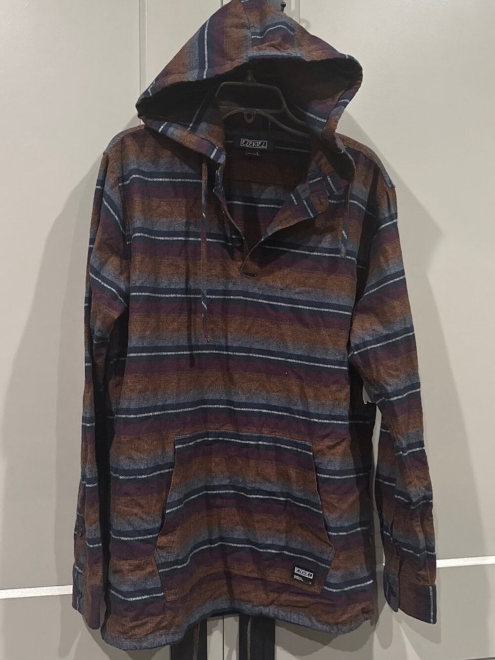 Ezekiel Multi Colored Striped Flannel Pullover Pocket Hoodie Cuffed Sleeve Large